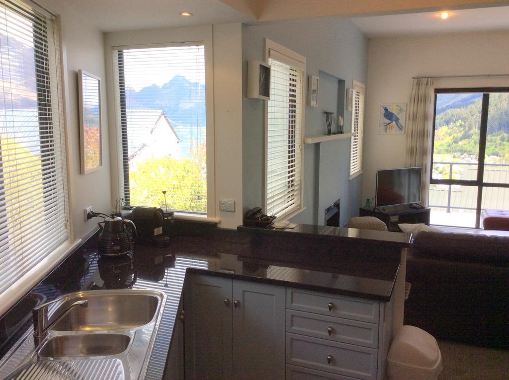 The Queenstown Bothy Ruang foto