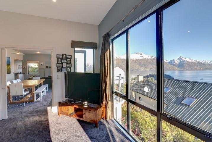 The Queenstown Bothy Bagian luar foto